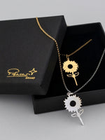 Carica l'immagine nel visualizzatore di Gallery, Collana Sunflower
