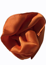 Carica l'immagine nel visualizzatore di Gallery, Painted Leaf
